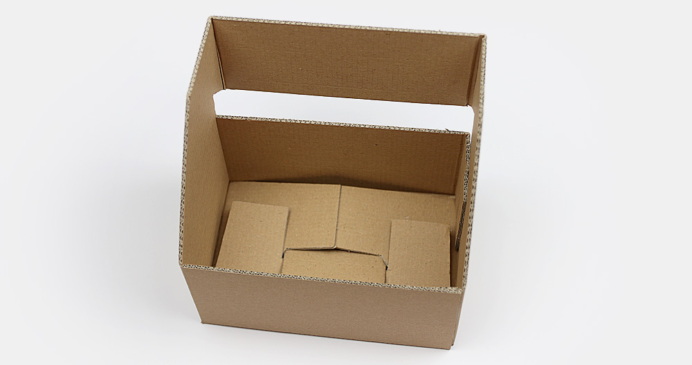 image of a ready-to-be-hang box